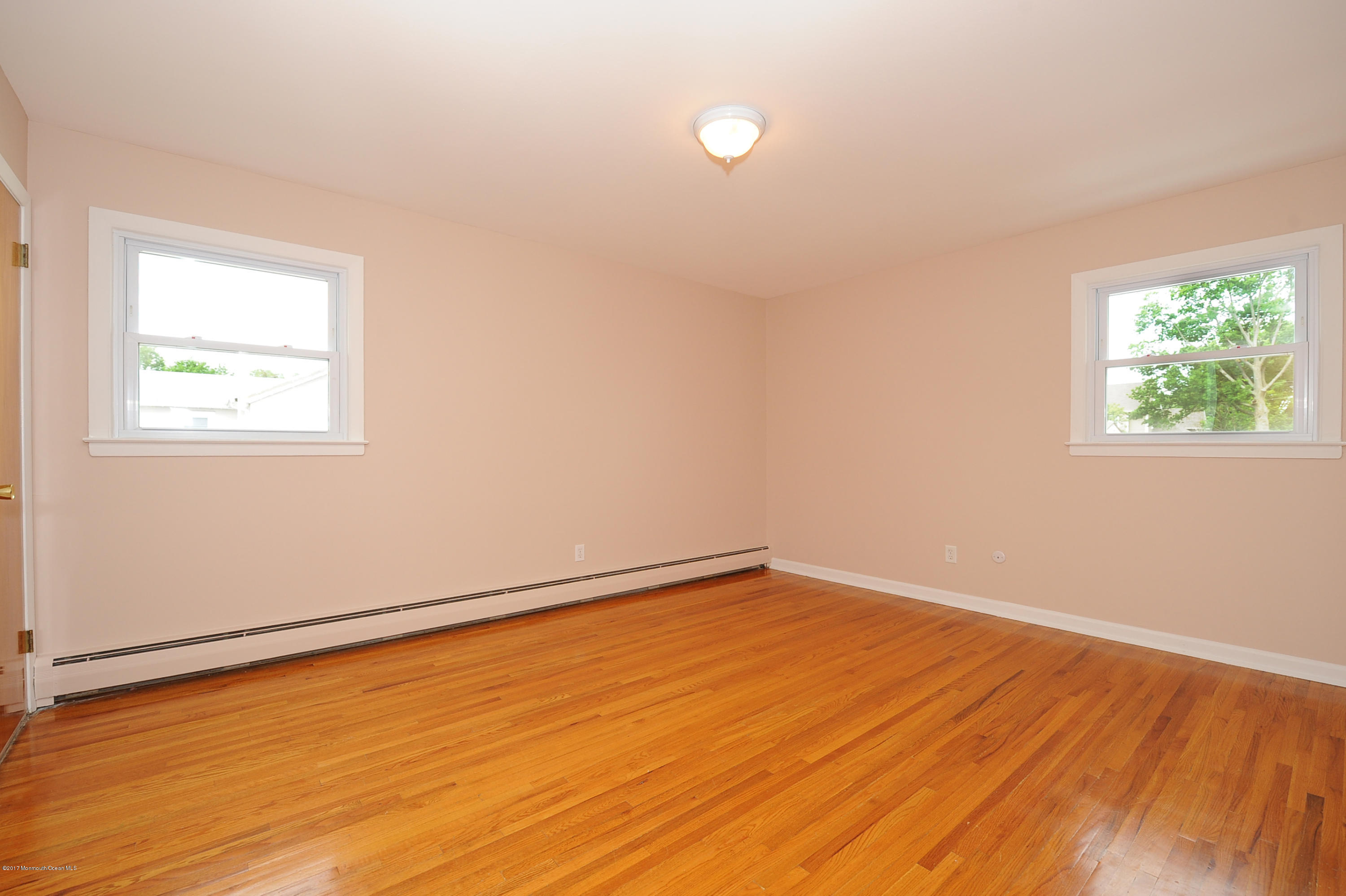 263 Terrace Avenue Hasbrouck Heights, NJ 07604 - Photo 11 of 19 43532935