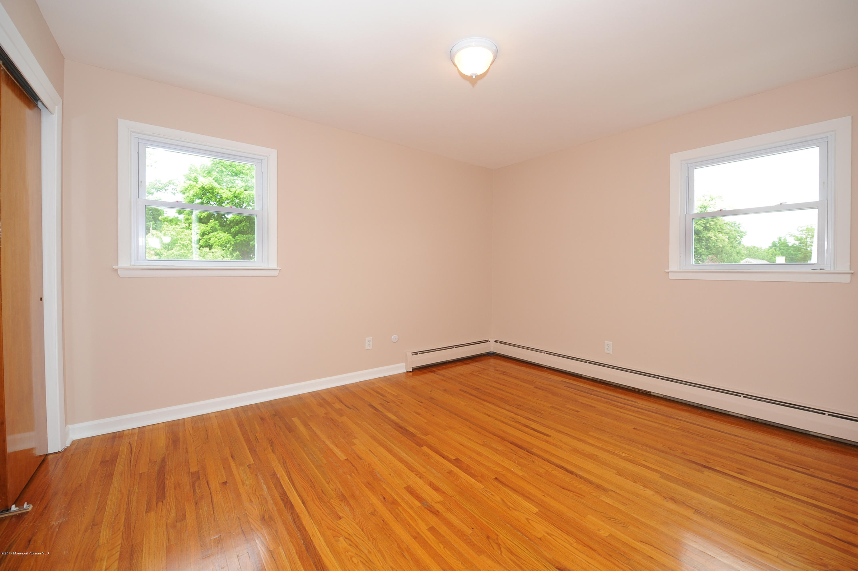 263 Terrace Avenue Hasbrouck Heights, NJ 07604 - Photo 12 of 19 43532938