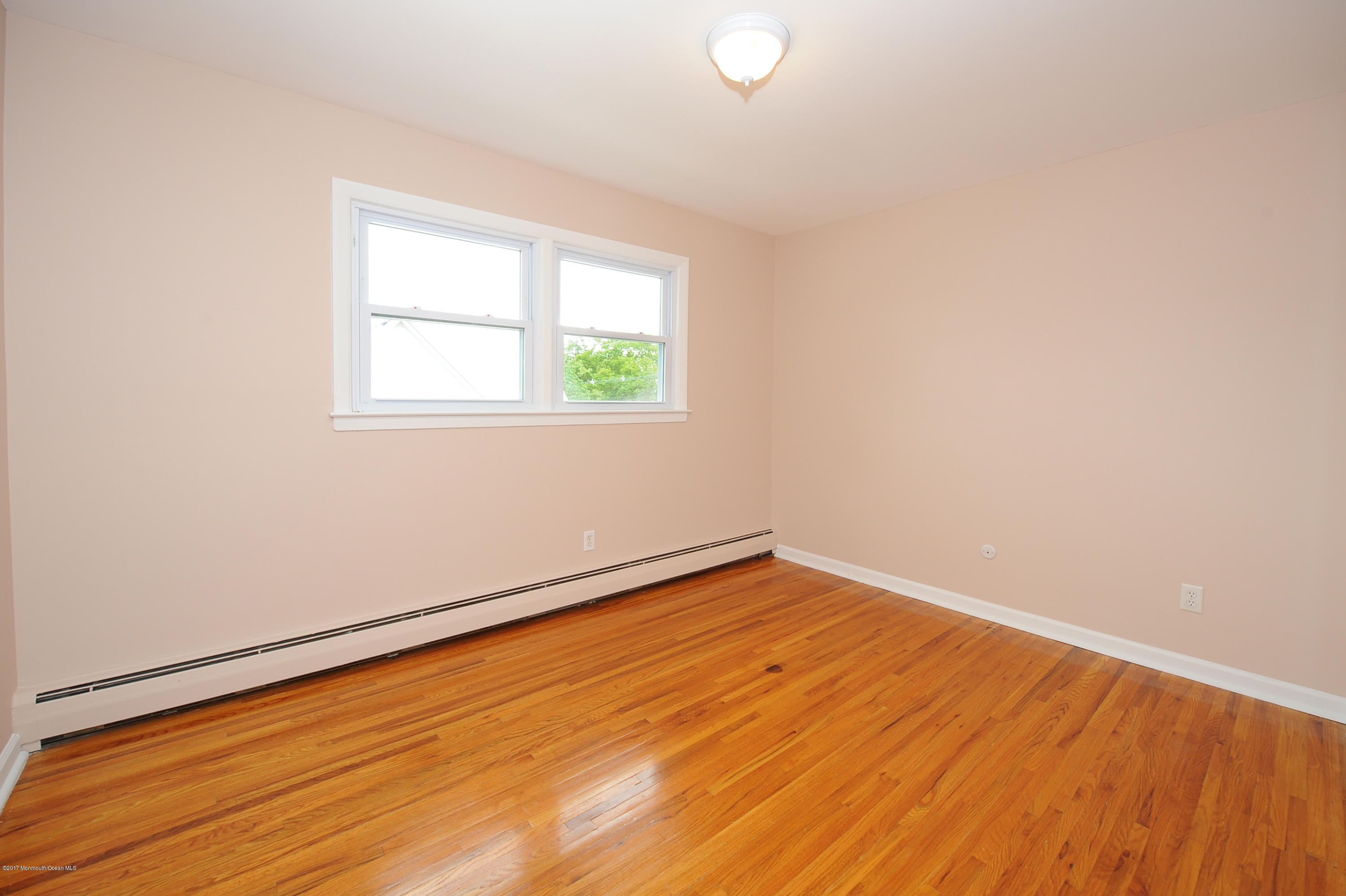 263 Terrace Avenue Hasbrouck Heights, NJ 07604 - Photo 13 of 19 43532942