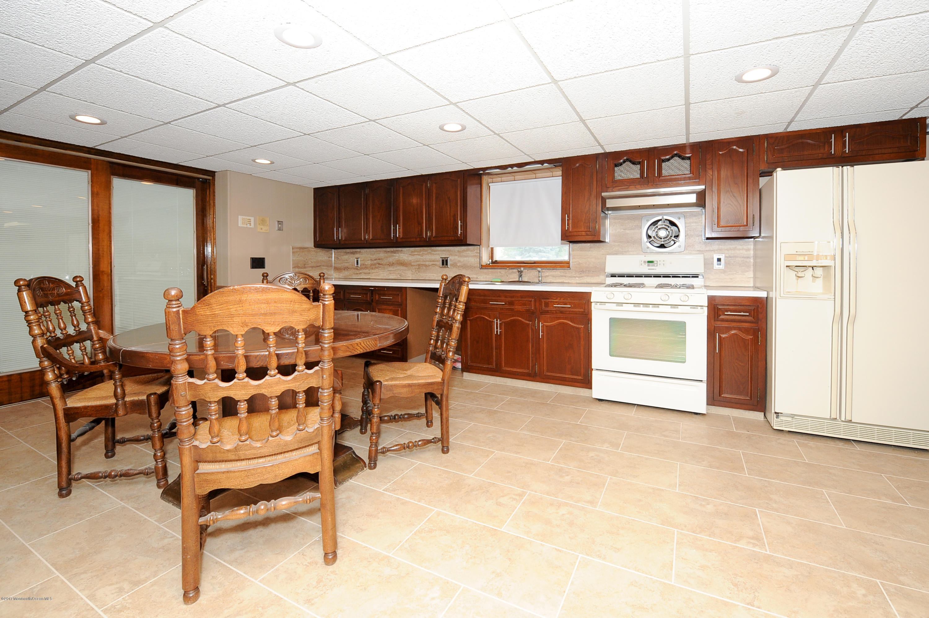 263 Terrace Avenue Hasbrouck Heights, NJ 07604 - Photo 7 of 19 43532913 (1)