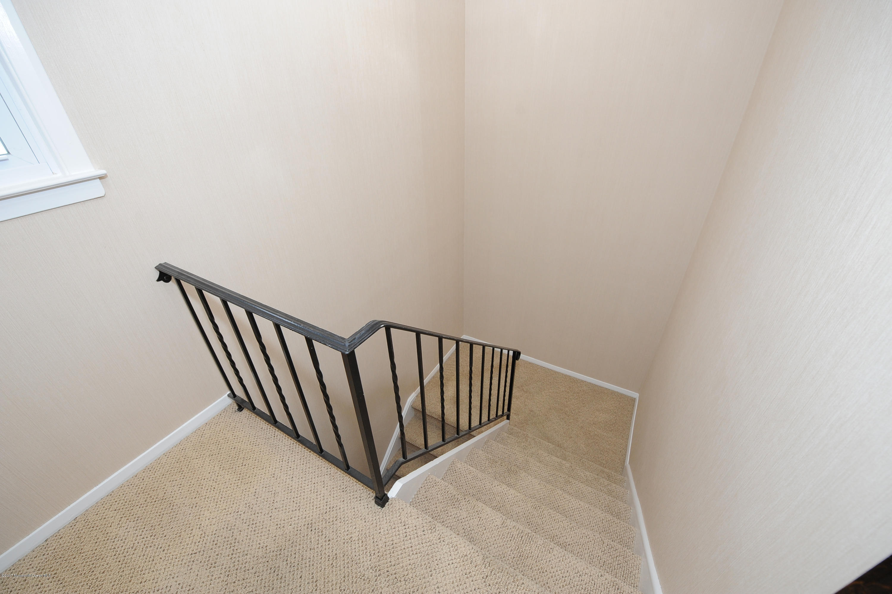 263 Terrace Avenue Hasbrouck Heights, NJ 07604 - Photo 8 of 19 43532920