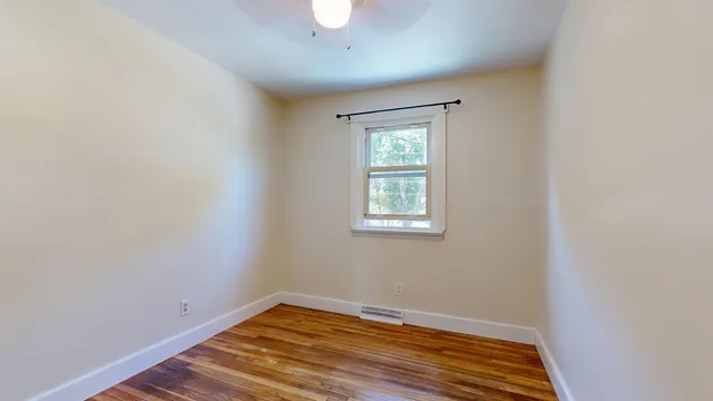 $374,500 | 8 Hillside Acrs, Vergennes, VT 05491