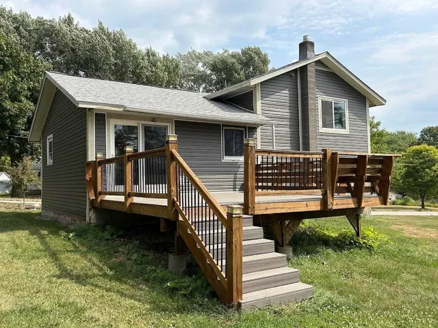 $374,500 | 8 Hillside Acrs, Vergennes, VT 05491