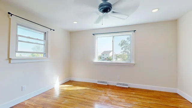 $374,500 | 8 Hillside Acrs, Vergennes, VT 05491