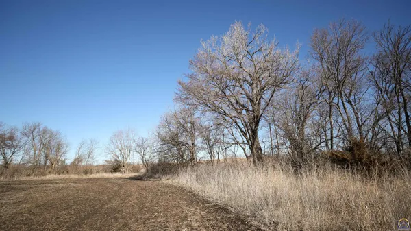 $398,647 | 0 Northwest 86th Street, Rossville, KS 66533