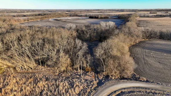 $398,647 | 0 Northwest 86th Street, Rossville, KS 66533