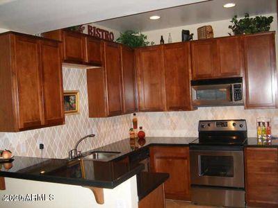 1750 East Ocotillo Road, Unit 2 Phoenix, AZ 85016 - Photo 4 of 9 Kitchen