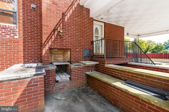 $465,000 | 306 South East Avenue, Vineland, NJ 08360