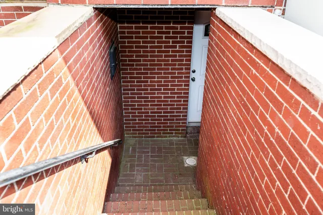 $465,000 | 306 South East Avenue, Vineland, NJ 08360