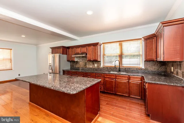 $465,000 | 306 South East Avenue, Vineland, NJ 08360