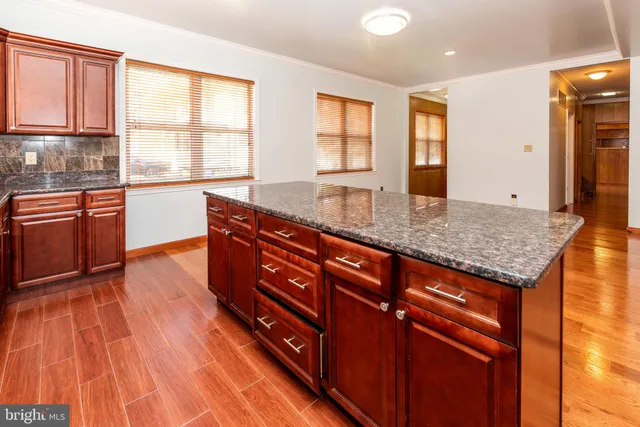 $465,000 | 306 South East Avenue, Vineland, NJ 08360