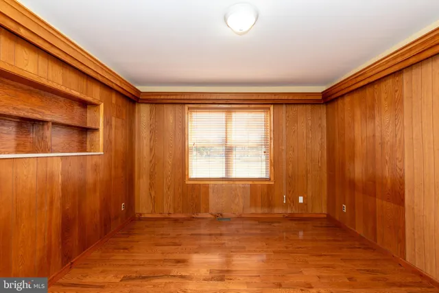 $465,000 | 306 South East Avenue, Vineland, NJ 08360