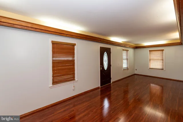 $465,000 | 306 South East Avenue, Vineland, NJ 08360