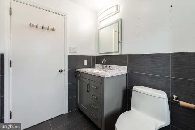 $465,000 | 306 South East Avenue, Vineland, NJ 08360