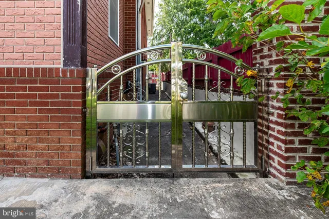 $465,000 | 306 South East Avenue, Vineland, NJ 08360