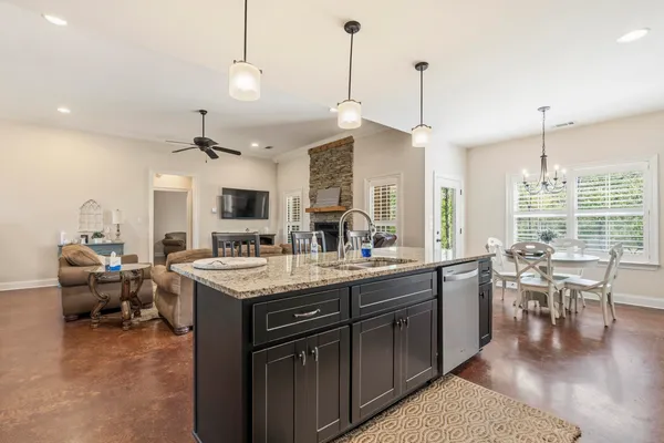 $874,900 | 1795 Gaines Road, Hernando, MS 38632