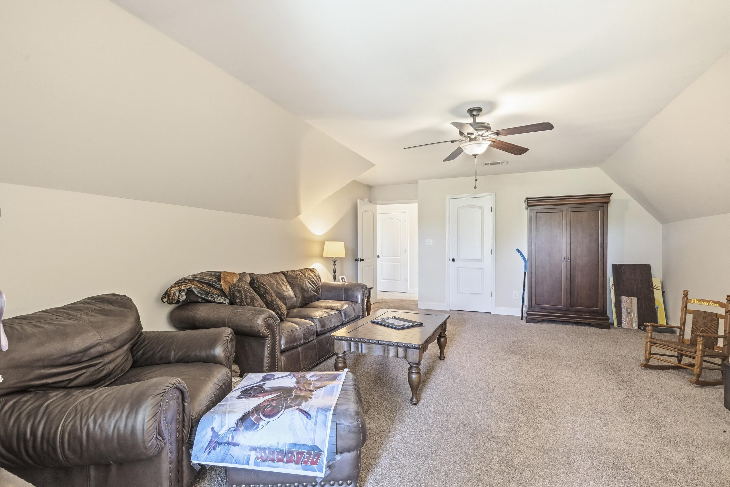1795 Gaines Road Hernando, MS 38632 - Photo 24 of 40 a living room with furniture