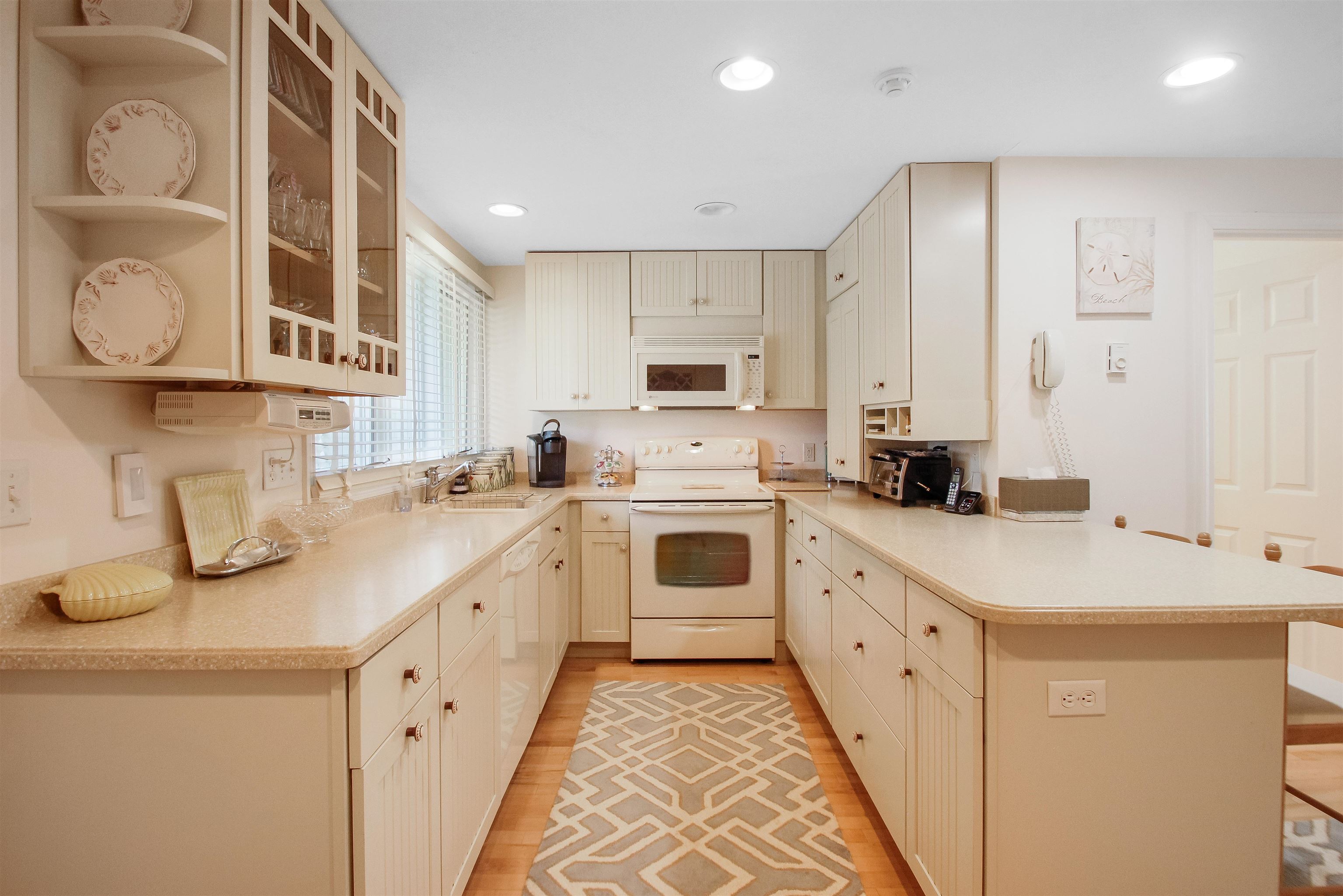 23 Cusack Road, Unit 15 Hampton, NH 03842 - Photo 3 of 27