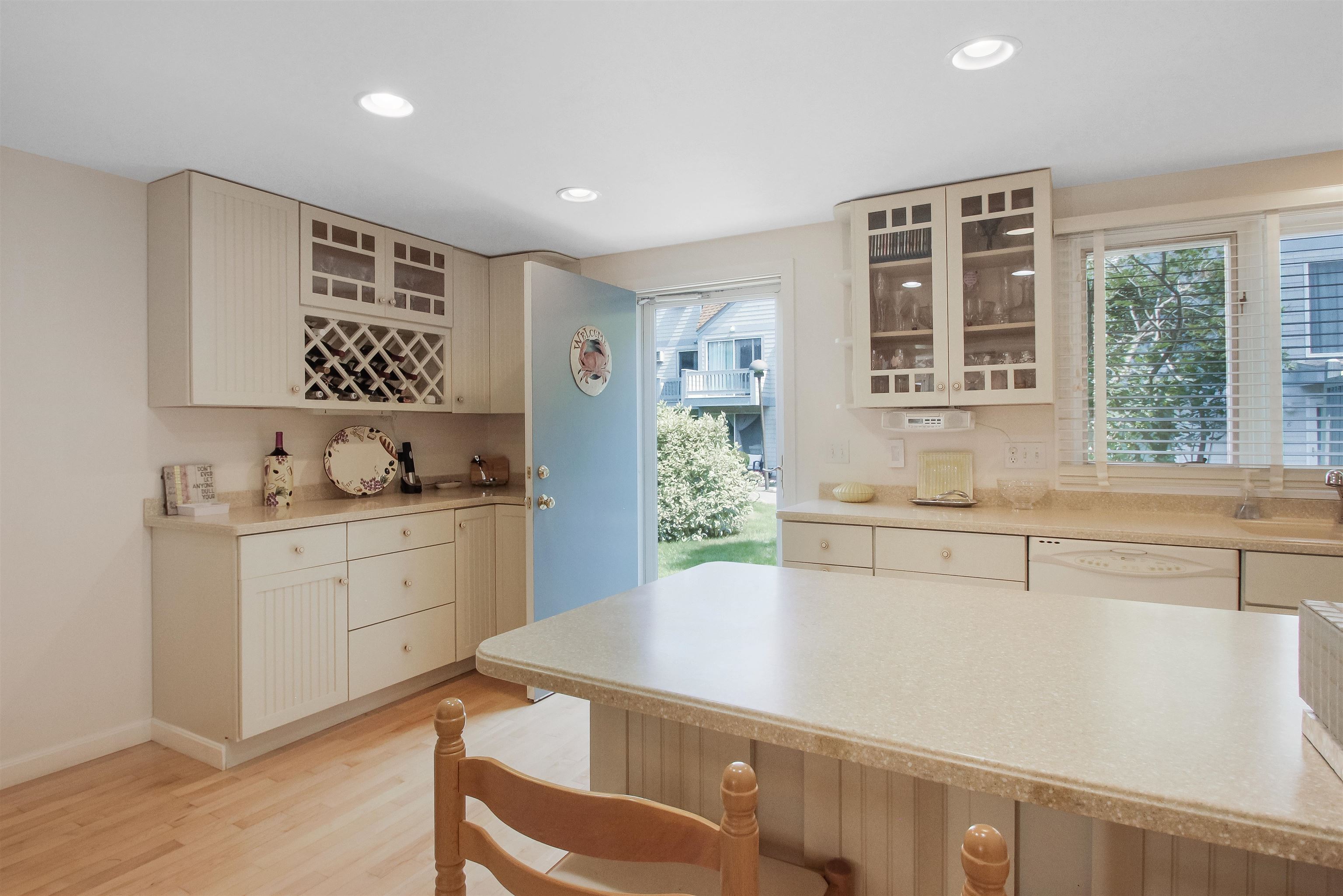 23 Cusack Road, Unit 15 Hampton, NH 03842 - Photo 4 of 27