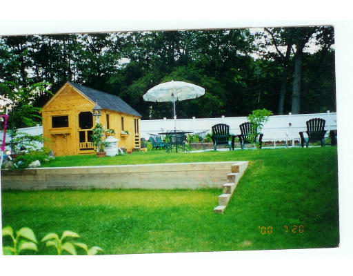 21 Booth Road Dedham, MA 02026 - Photo 12 of 13 Gallery Image 12