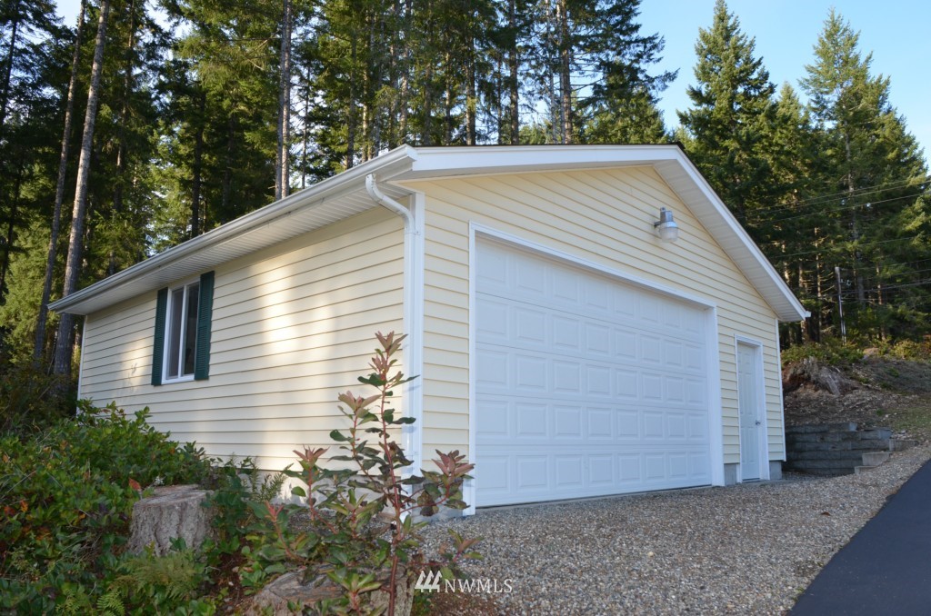 3751 Southwest Lake Helena Road Port Orchard, WA 98367 - Photo 19 of 25 Gallery Image 19