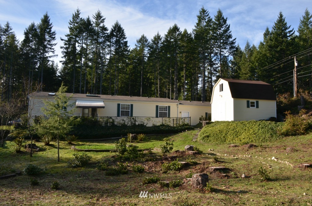 3751 Southwest Lake Helena Road Port Orchard, WA 98367 - Photo 23 of 25 Gallery Image 23
