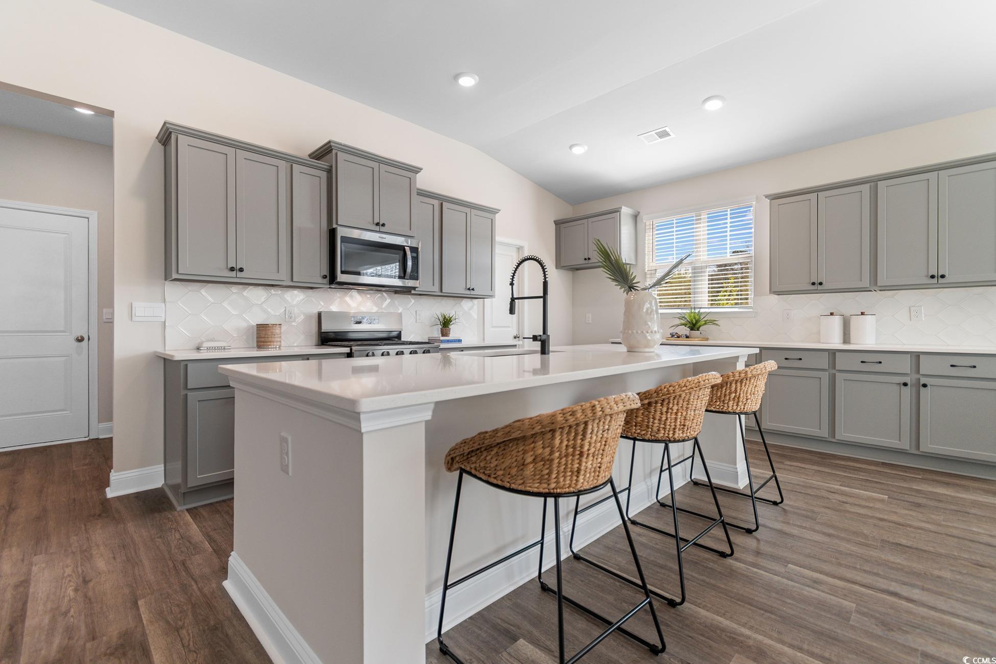 210 Bantry Lane Conway, SC 29526 - Photo 5 of 37