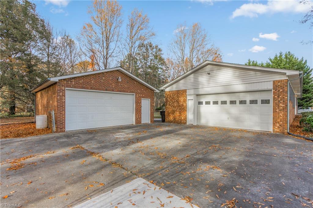 709 Skeet Club Road High Point, NC 27265 - Photo 32 of 32