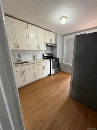 $3,300 | 4 Ritters Lane, Unit 1, Yonkers, NY 10703