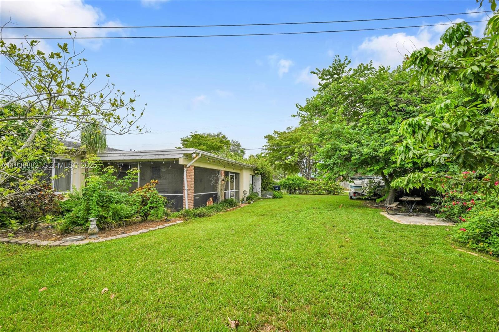 85 Northwest 21st Street Homestead, FL 33030 - Photo 16 of 35