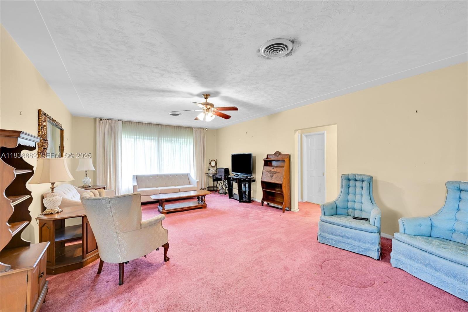 85 Northwest 21st Street Homestead, FL 33030 - Photo 3 of 35