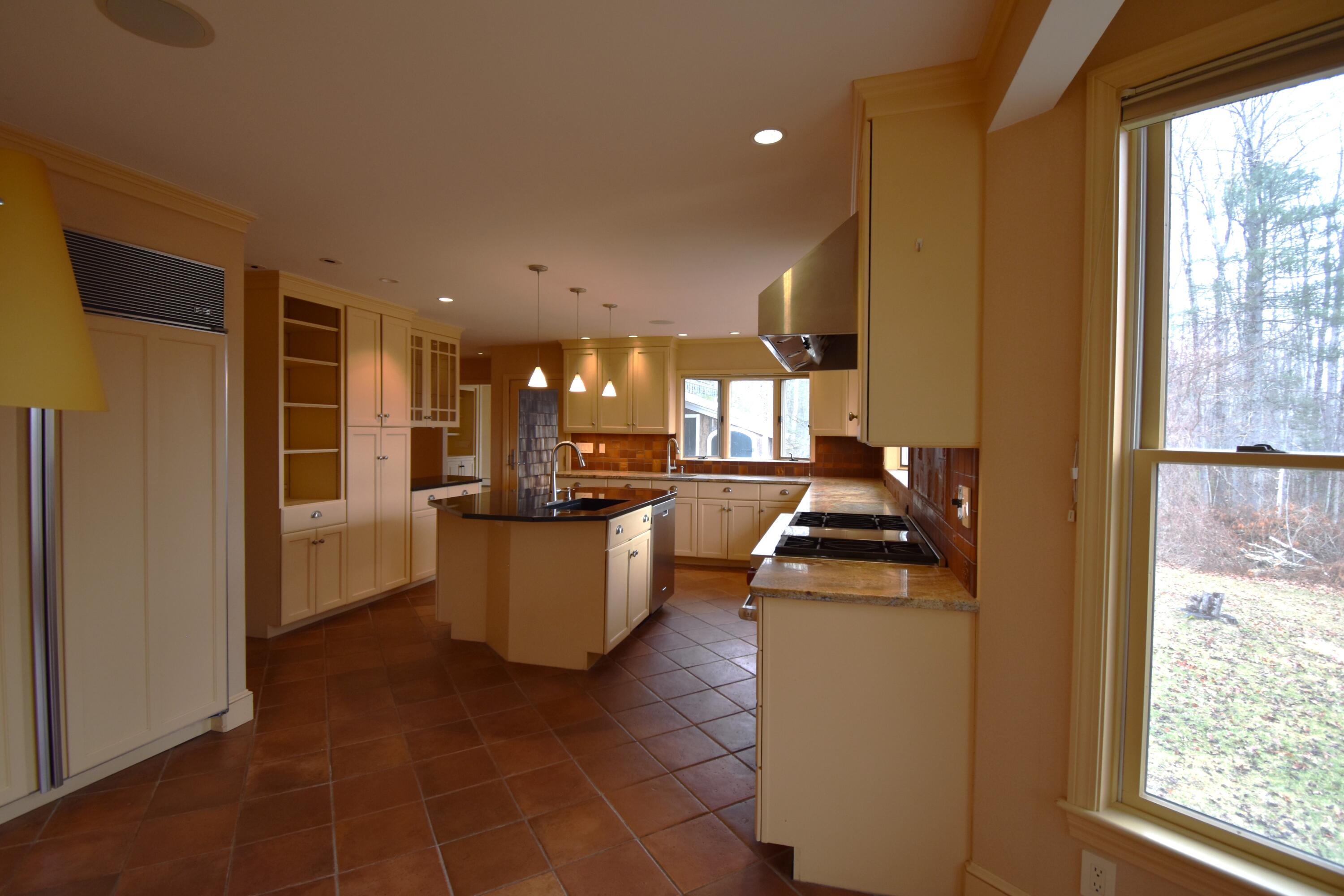 175 Forest Avenue Orono, ME 04473 - Photo 19 of 82 19