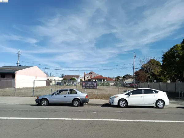 $1,200,000 | 22836 Watkins Street, Hayward, CA 94541