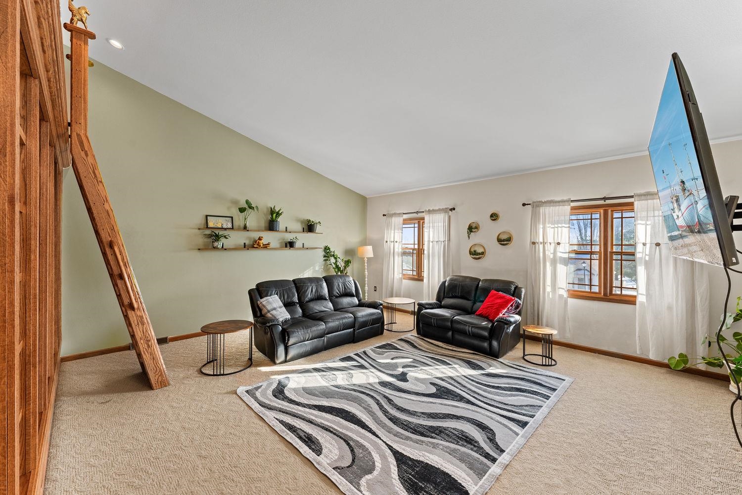 1011 Pine Grove Drive Reedsburg, WI 53959 - Photo 4 of 64