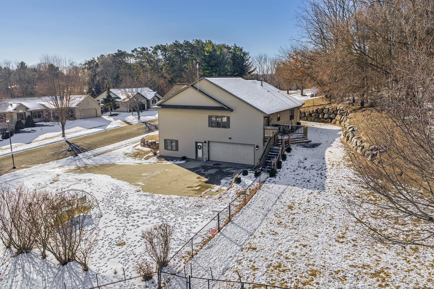 1011 Pine Grove Drive Reedsburg, WI 53959 - Photo 55 of 64