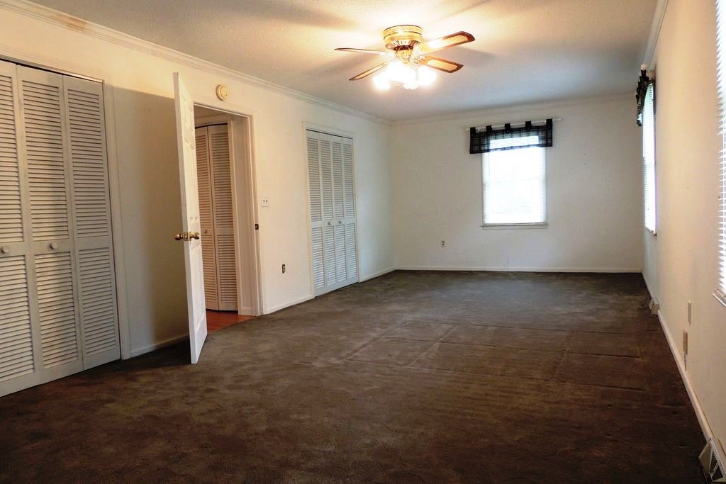 2040 Highway 187 Anderson, SC 29626 - Photo 15 of 29 Great space and closets in the master bedroom on t
