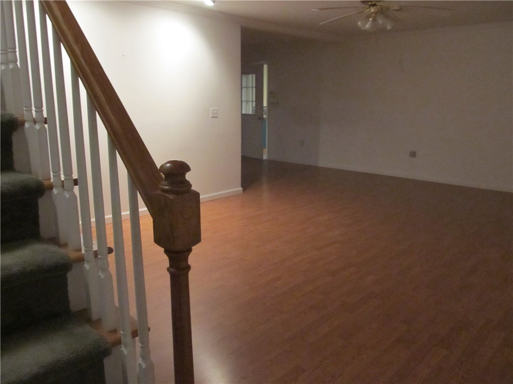 2040 Highway 187 Anderson, SC 29626 - Photo 6 of 29 Walk into the front door into the large family roo