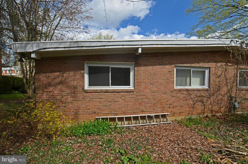 1317 Brixton Road Baltimore, MD 21239 - Photo 12 of 14 Exterior (Rear)