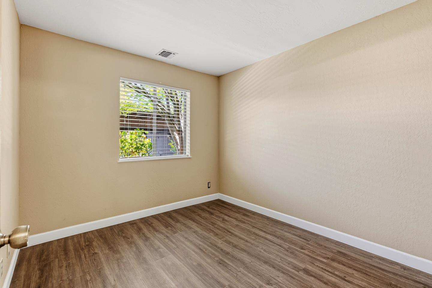 138 Tree Frog Lane Santa Cruz, CA 95060 - Photo 17 of 41
