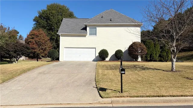 $3,100 | 4005 Lost Oak Court, Buford, GA 30519