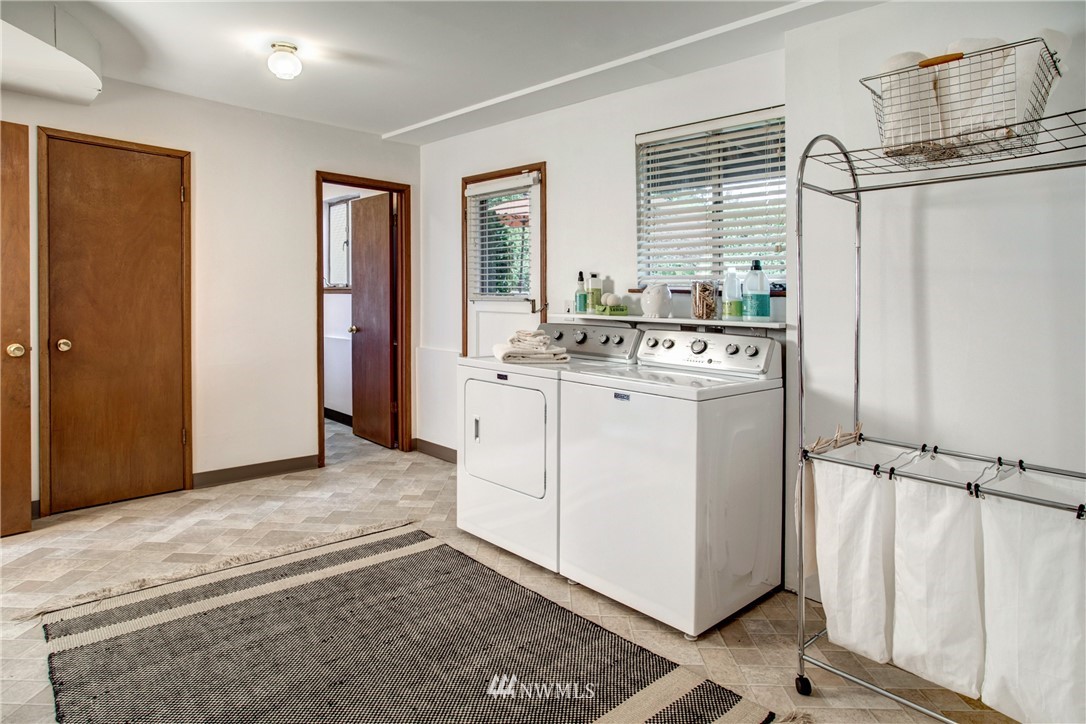 7620 South 115th Street Seattle, WA 98178 - Photo 26 of 33