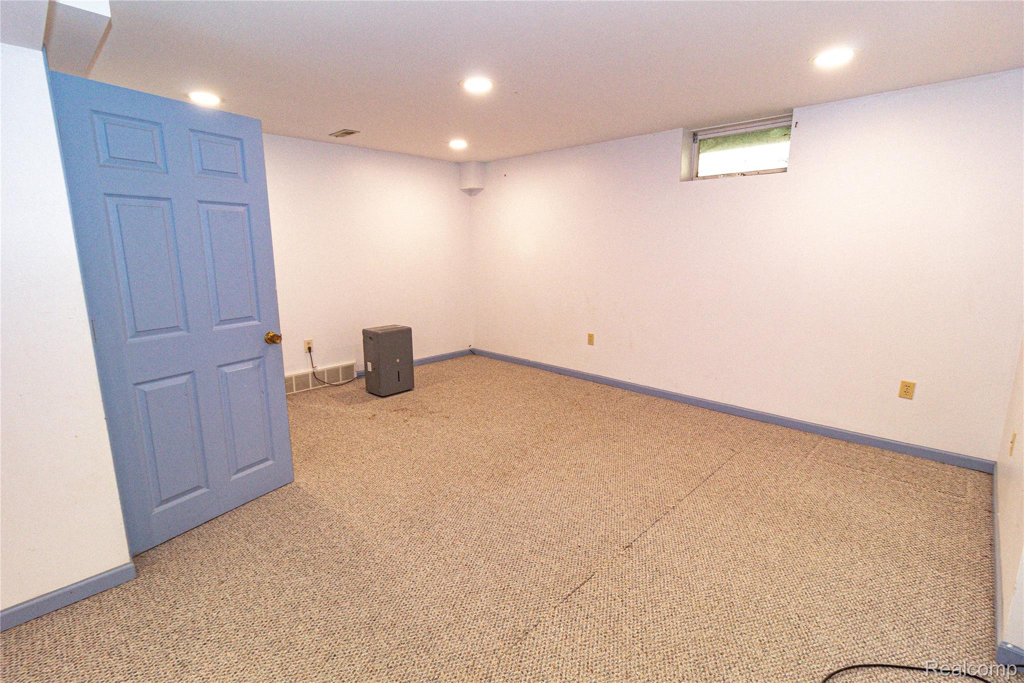 4450 Blood Road Metamora, MI 48455 - Photo 41 of 61 Basement Great Room (6).jpg