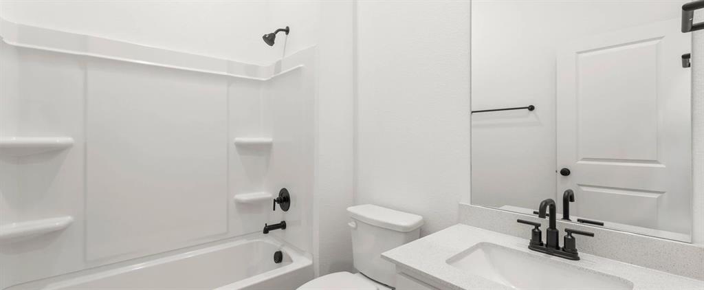 1018 Colgate Circle Princeton, TX 75407 - Photo 17 of 36 Bathroom 2