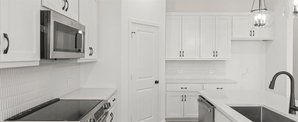 1018 Colgate Circle Princeton, TX 75407 - Photo 25 of 36 Kitchen featuring the Harmony Collection