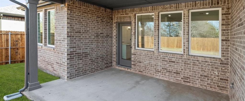 1018 Colgate Circle Princeton, TX 75407 - Photo 6 of 36 Covered Patio