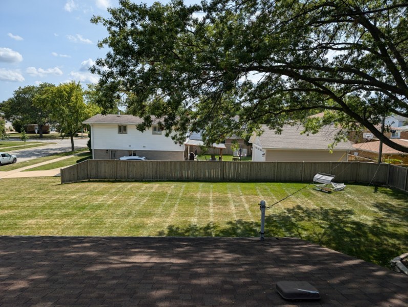 9216 Ozark Street Morton Grove, IL 60053 - Photo 3 of 4