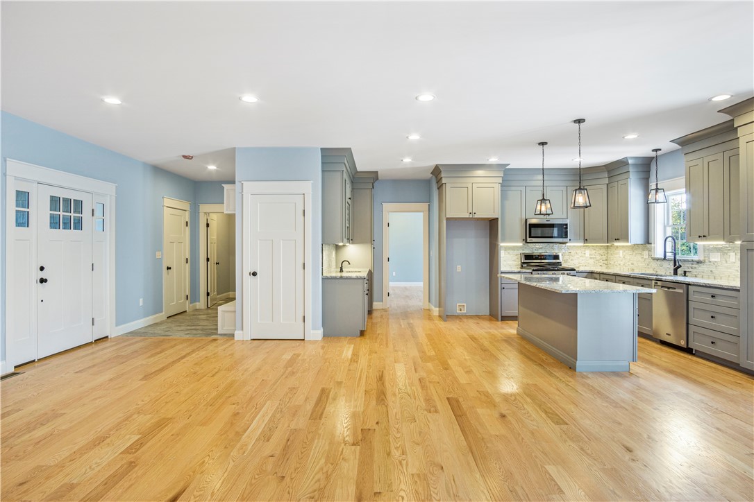 1311 Pippin Orchard Road Cranston, RI 02921 - Photo 18 of 40
