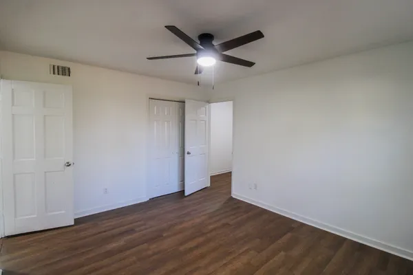 $2,200 | 910 Sea Gull Drive, Unit B, Mount Pleasant, SC 29464