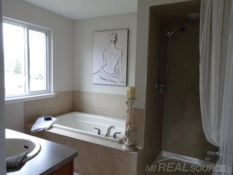 26030 Mariners Point New Baltimore, MI 48051 - Photo 10 of 11