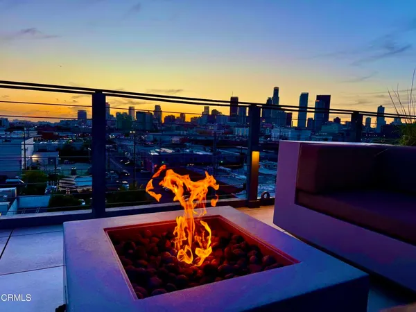 a house view with a outdoor space